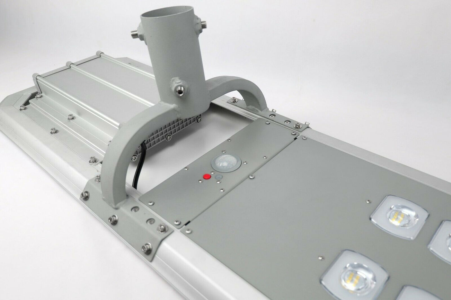 Sresky 40 Watt 4,000 Lumen All in One SSL-34 Solar Street Light