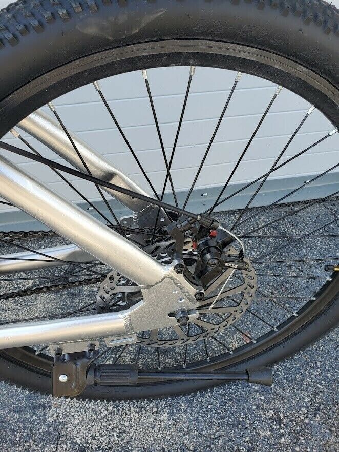 Felt Faker 26 Inch Motor-Ready Motorized Roller Bicycle 12 Gauge Spoke 3.4L Gas Frame