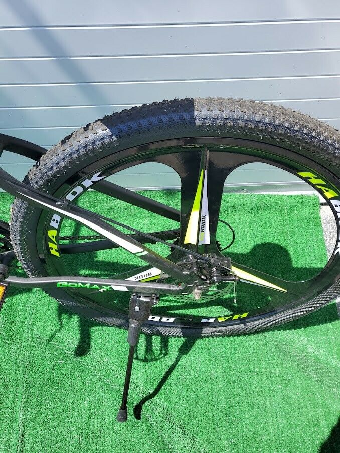 29" Aluminum Frame Mountain Bike Mag Rims and Disc Brakes