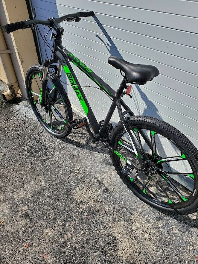 26" Aluminum Frame 21 Speed Mountain Bike Mag Rims and Dual Disk Brakes