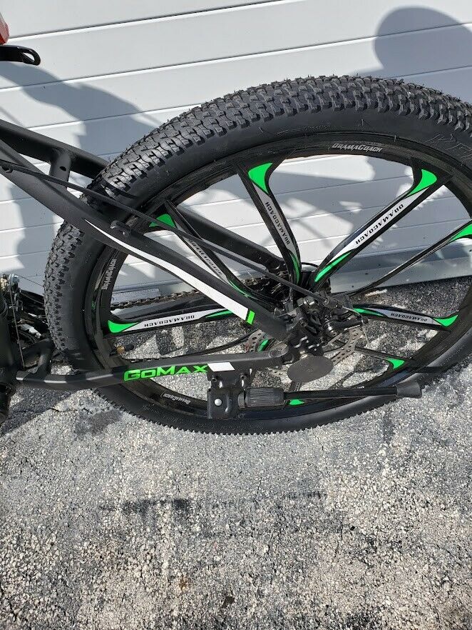 26" Aluminum Frame 21 Speed Mountain Bike Mag Rims and Dual Disk Brakes
