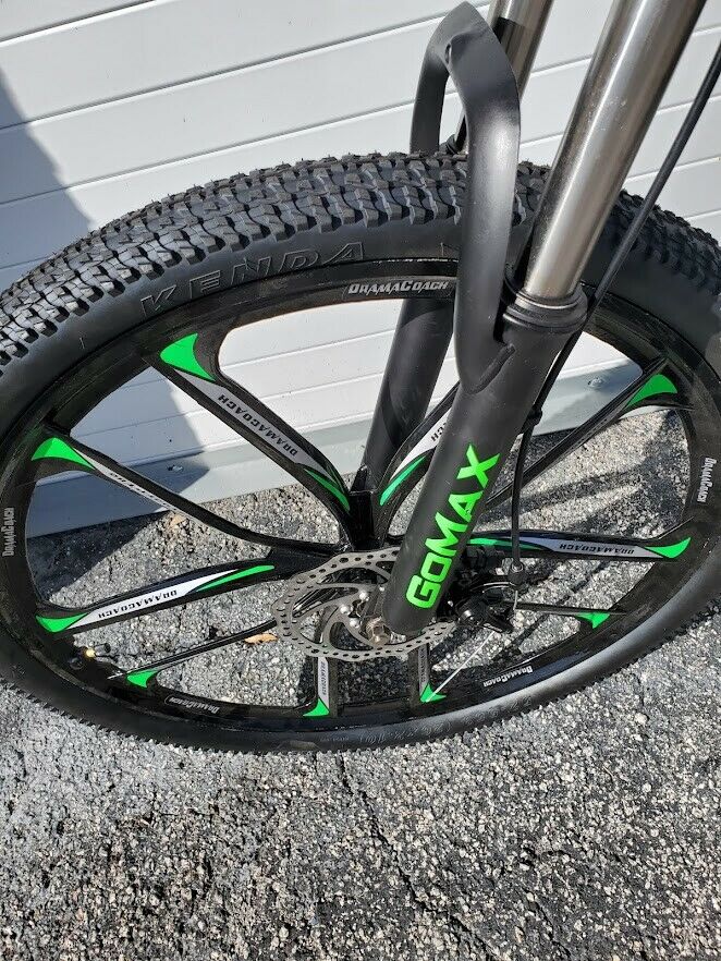 26" Aluminum Frame 21 Speed Mountain Bike Mag Rims and Dual Disk Brakes